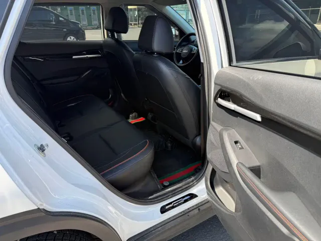 Kia Seltos — Фото автомобиля 10