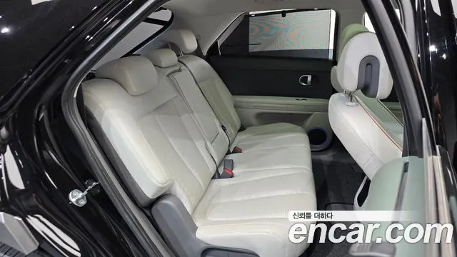 Hyundai Ioniq 5 — Фото автомобиля 11