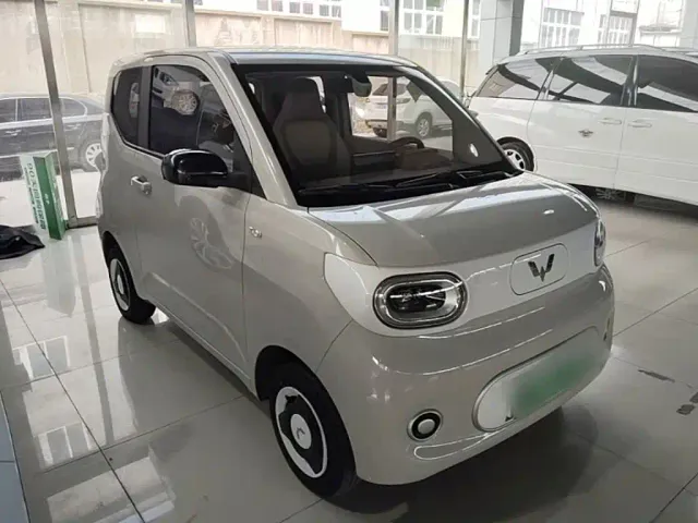 Wuling Hongguang Mini EV — Фото автомобиля 3