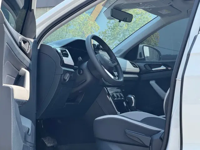 Volkswagen Tharu — Фото автомобиля 17