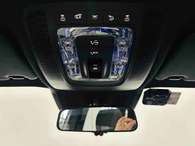 Mercedes-Benz EQB — Фото автомобиля 21