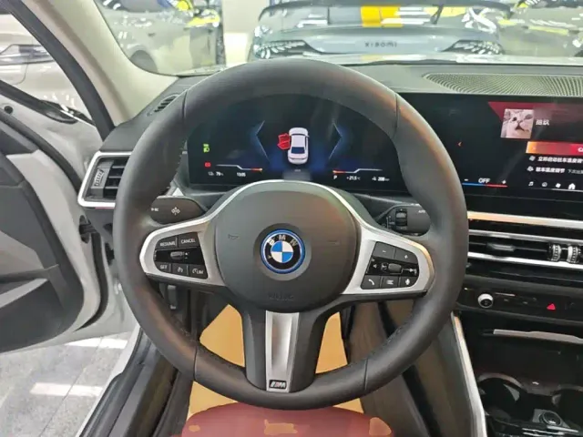 BMW i3 — Фото автомобиля 10