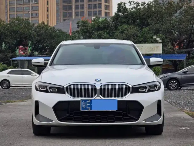 BMW BMW 3 Series 2023 320Li M Sport Package — Фото автомобиля 2