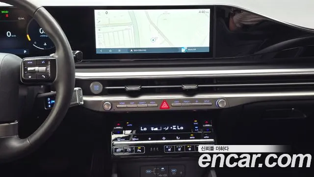 Hyundai Grandeur Grandeur (GN7) 2.5 Бензин 2WD — Фото автомобиля 14