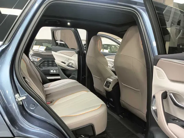 BYD Song Pro — Фото автомобиля 8