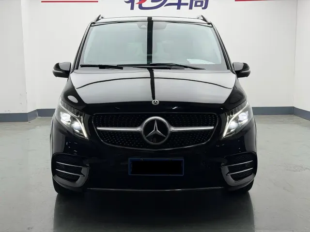 Mercedes-Benz V-Class — Фото автомобиля 2