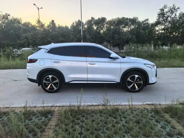 BYD Song PLUS — Фото автомобиля 9