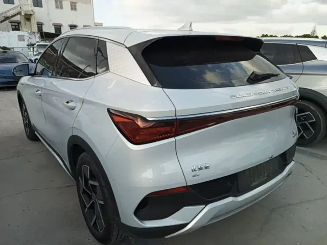 BYD Yuan PLUS — Фото автомобиля 4