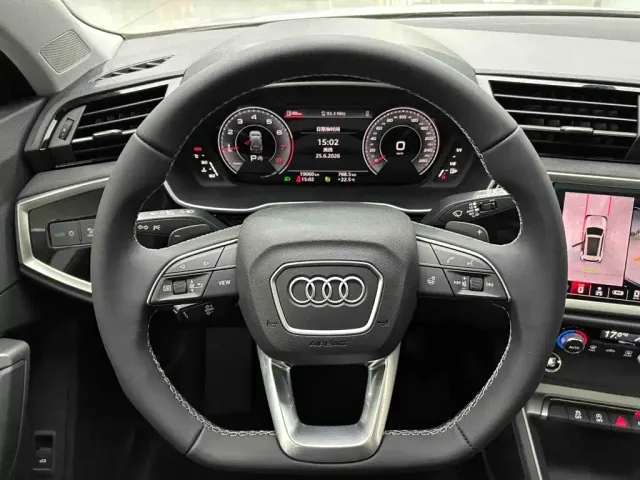 Audi Q3 — Фото автомобиля 8