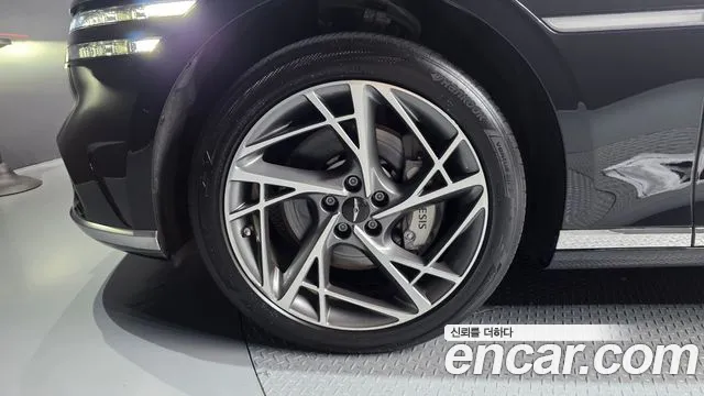 Genesis G90 Бензин 3.5 турбо AWD — Фото автомобиля 5