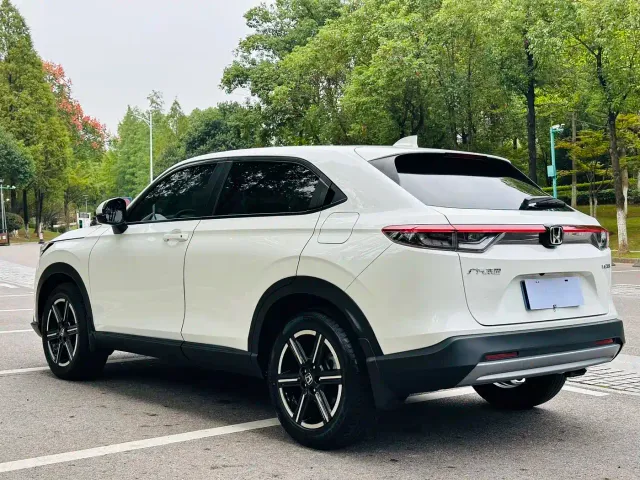 Honda Vezel — Фото автомобиля 5