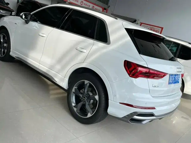 Audi Q3 — Фото автомобиля 4