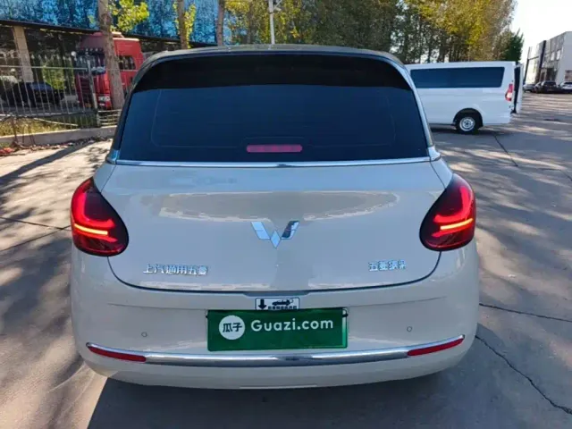 Wuling Bingo — Фото автомобиля 5