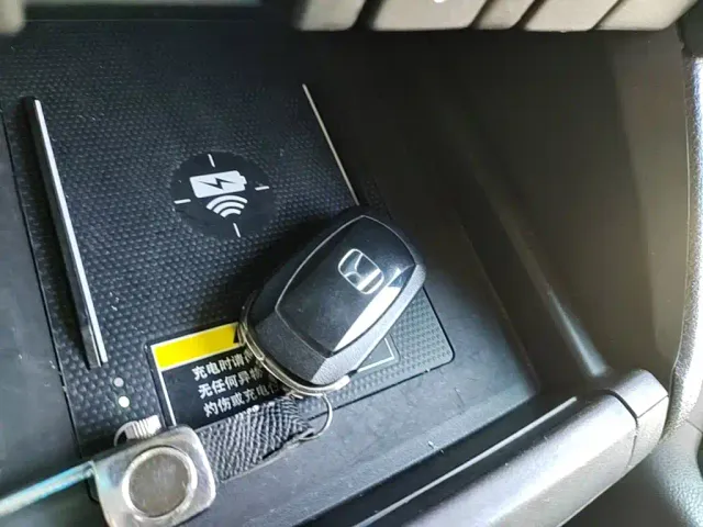 Honda Odyssey — Фото автомобиля 8