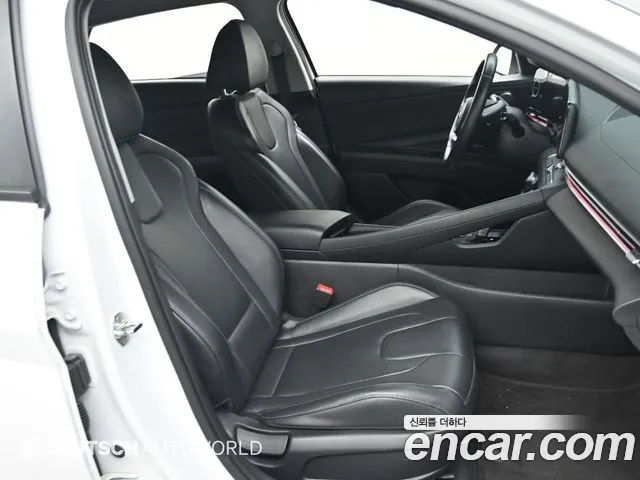 Hyundai AVANTE Avante (CN7) — Фото автомобиля 17