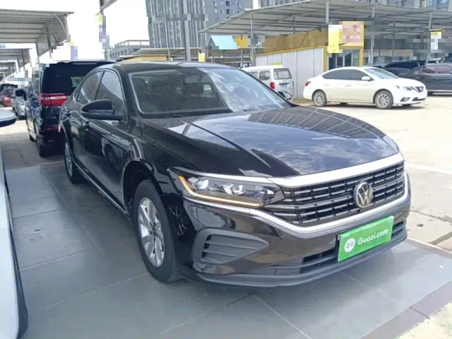Volkswagen Passat — Фото автомобиля 3