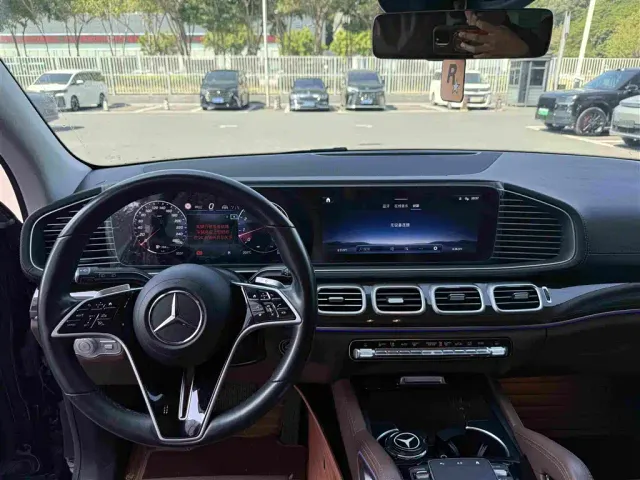 Mercedes-Benz GLE-Class — Фото автомобиля 9