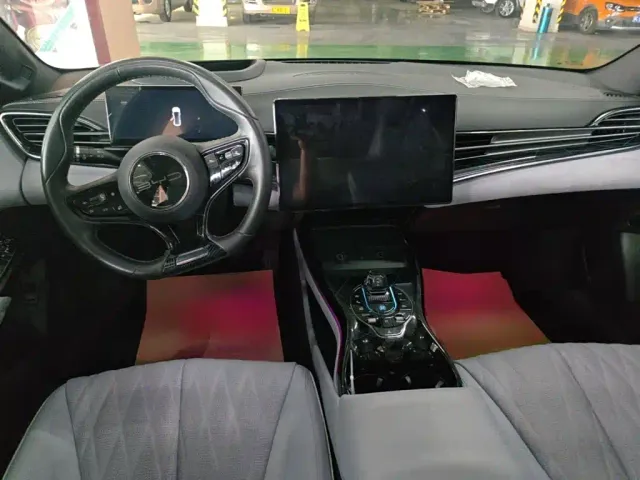 BYD Seal — Фото автомобиля 9