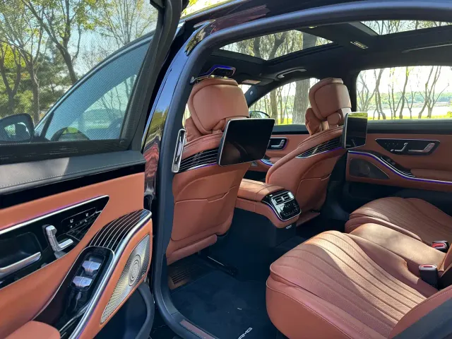 Mercedes-Benz S-Class — Фото автомобиля 12