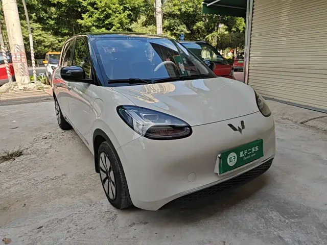Wuling Bingo — Фото автомобиля 3