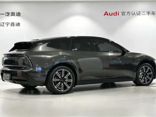 Audi E5 Sportback — Фото автомобиля 4