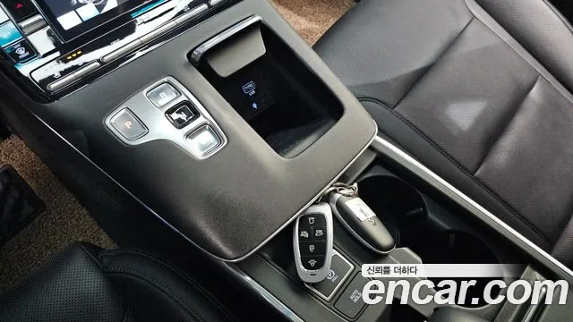 Hyundai Grandeur New — Фото автомобиля 9
