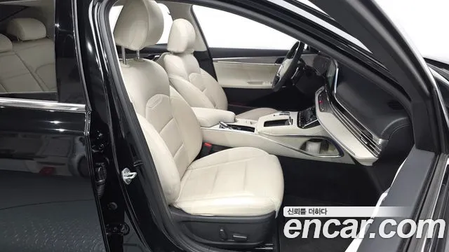 Hyundai Grandeur Новый Grandeur IG — Фото автомобиля 24