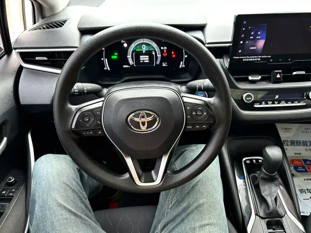 Toyota Corolla — Фото автомобиля 13