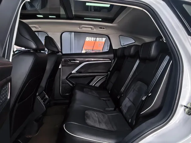 Haval H6 — Фото автомобиля 10