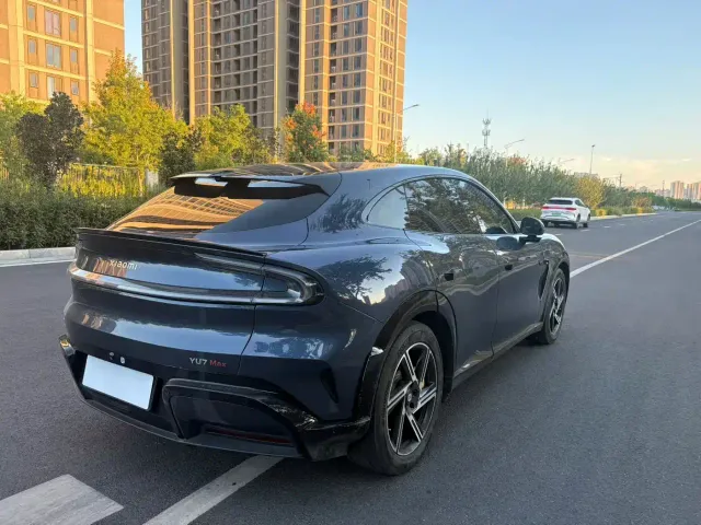 Xiaomi YU7 — Фото автомобиля 9