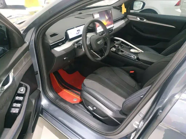 Geely Xingrui — Фото автомобиля 15
