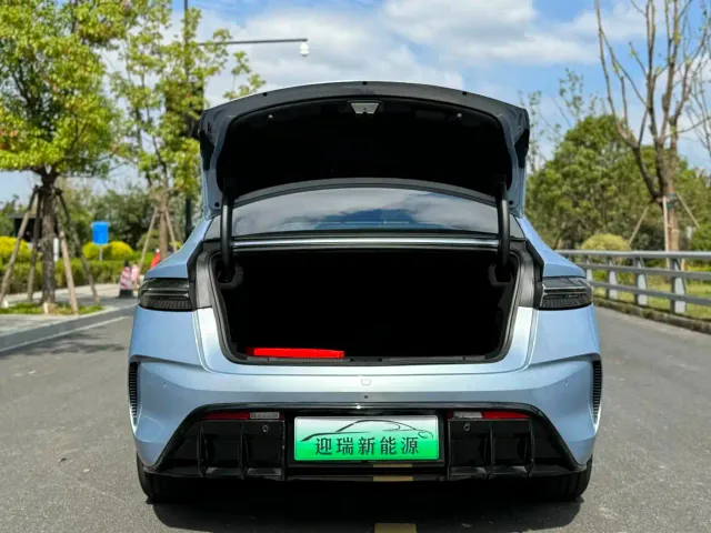 BYD Seal — Фото автомобиля 9