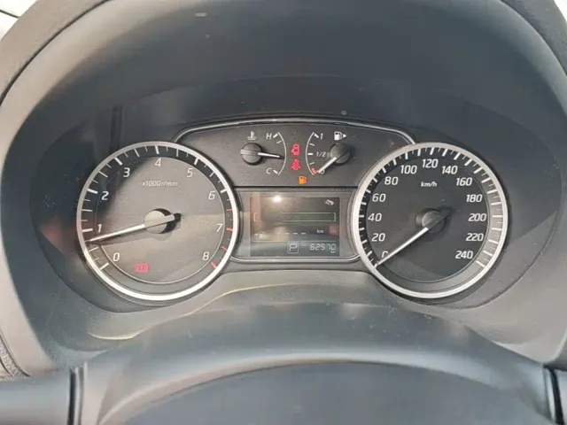 Nissan Sylphy — Фото автомобиля 11