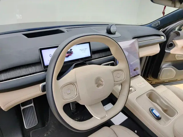 Nio EC7 — Фото автомобиля 14