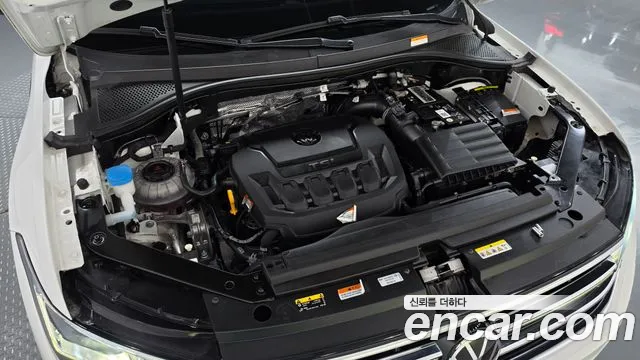 Volkswagen Tiguan — Фото автомобиля 9