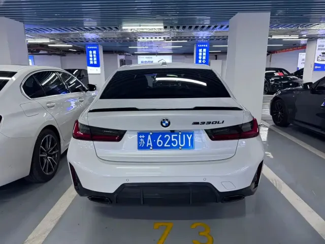 BMW 3 Series — Фото автомобиля 10