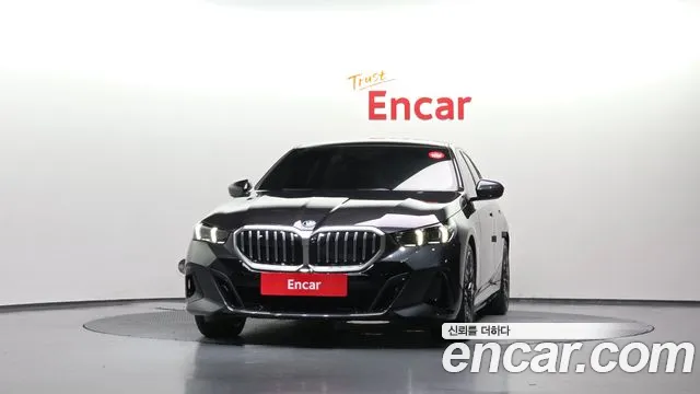 BMW 5-Series 5 серия (G60) — Фото автомобиля 3