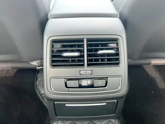 Audi A4L — Фото автомобиля 14