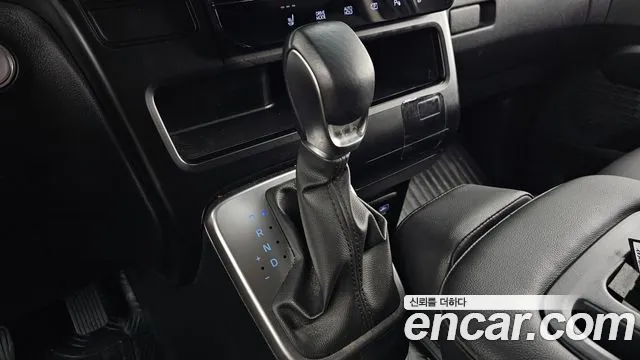 Hyundai Staria — Фото автомобиля 12