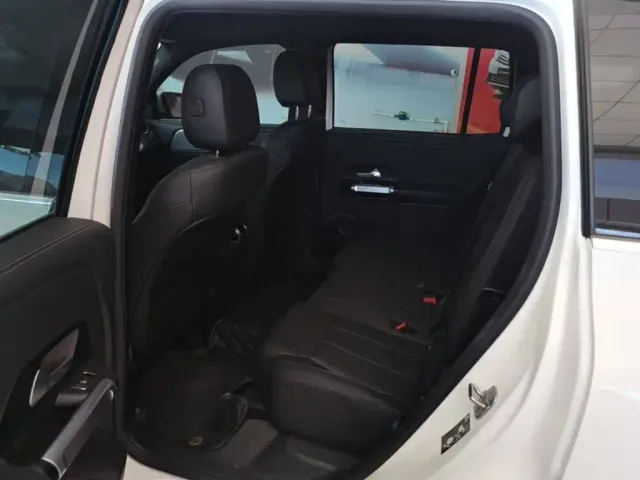 Mercedes-Benz GLB-Class — Фото автомобиля 16