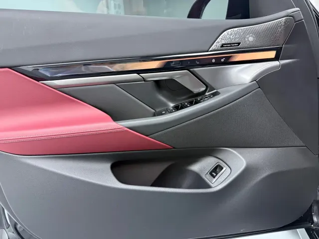 BMW 5 Series — Фото автомобиля 4