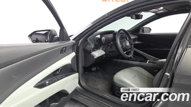 Hyundai Avante CN7 — Фото автомобиля 15