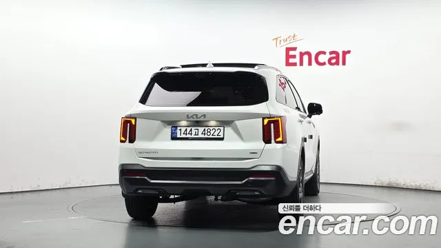Kia Sorento — Фото автомобиля 4