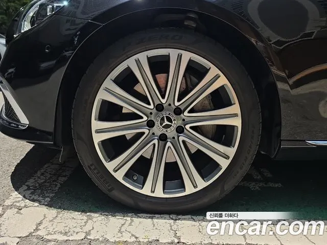 Mercedes-Benz E-Class W213 — Фото автомобиля 18