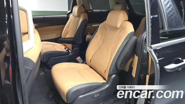 Kia Canival Carnival 4 поколение Дизель 9 мест Signature — Фото автомобиля 11