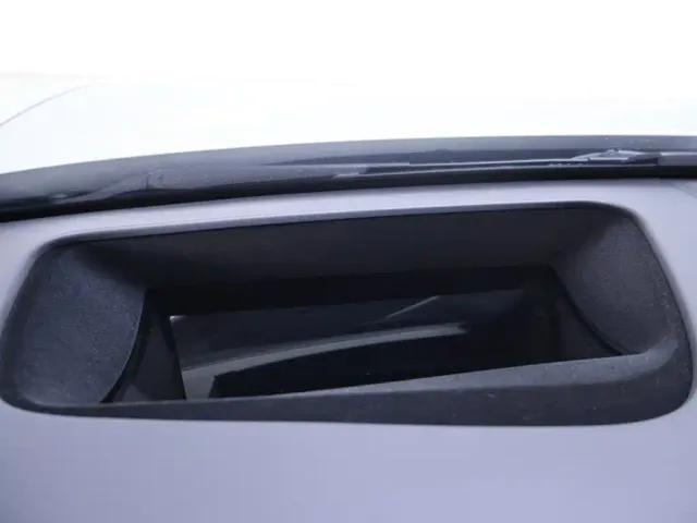Xiaomi SU7 — Фото автомобиля 25