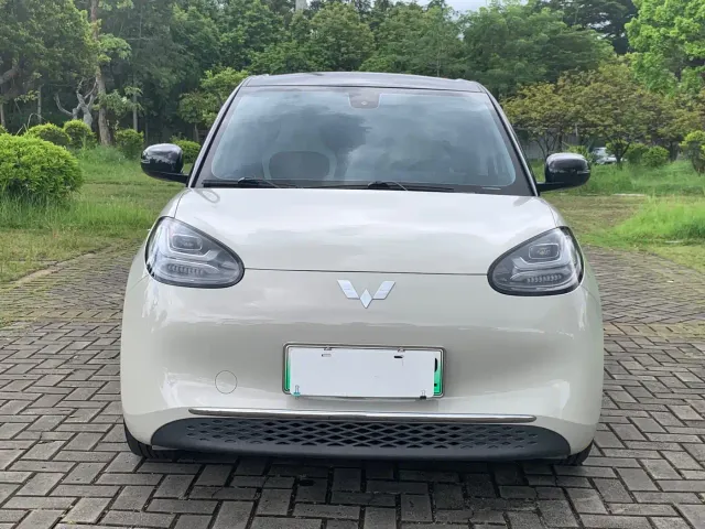 Wuling Bingo — Фото автомобиля 2