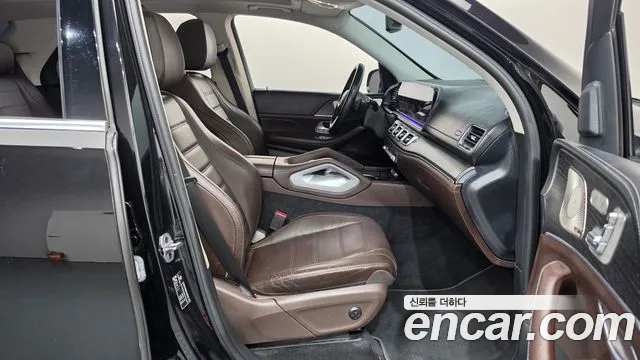 Mercedes-Benz GLE-Class — Фото автомобиля 11