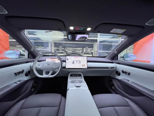 Changan Qiyuan A06 — Фото автомобиля 17