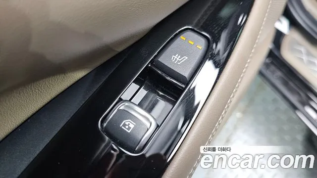 Kia K8 Hybrid — Фото автомобиля 30